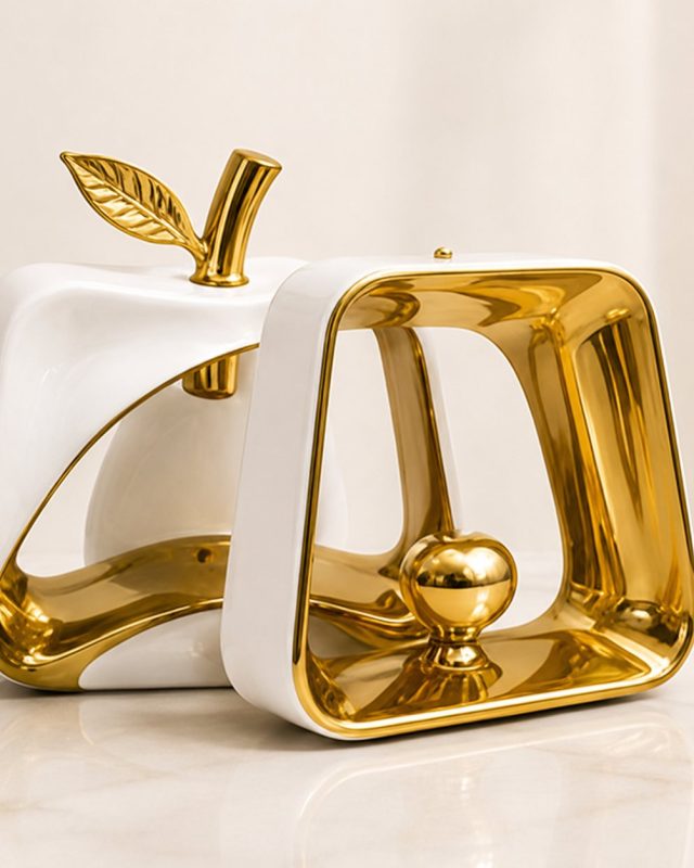 Apple Ornament Set